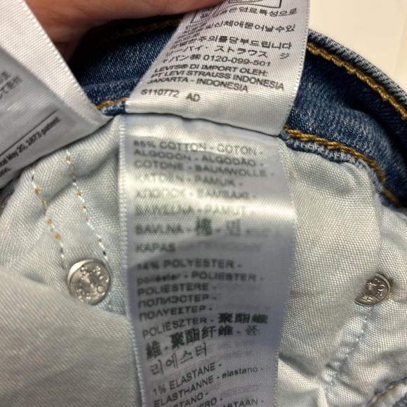 Levi’s women’s RIBCAGE STRAIGHT ANKLE PERFORMANCE COOL WOMEN'S JEANS size 27 - Picture 10 of 10